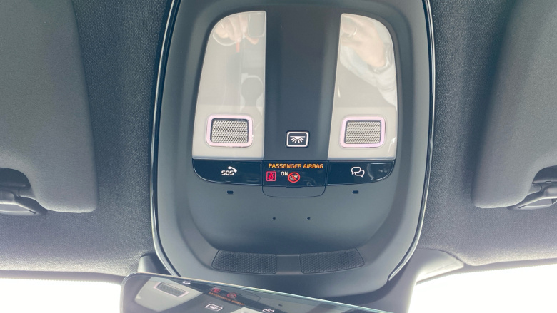 Volvo XC40 2.0 B3P Plus Black Edition 5dr Auto Petrol Estate